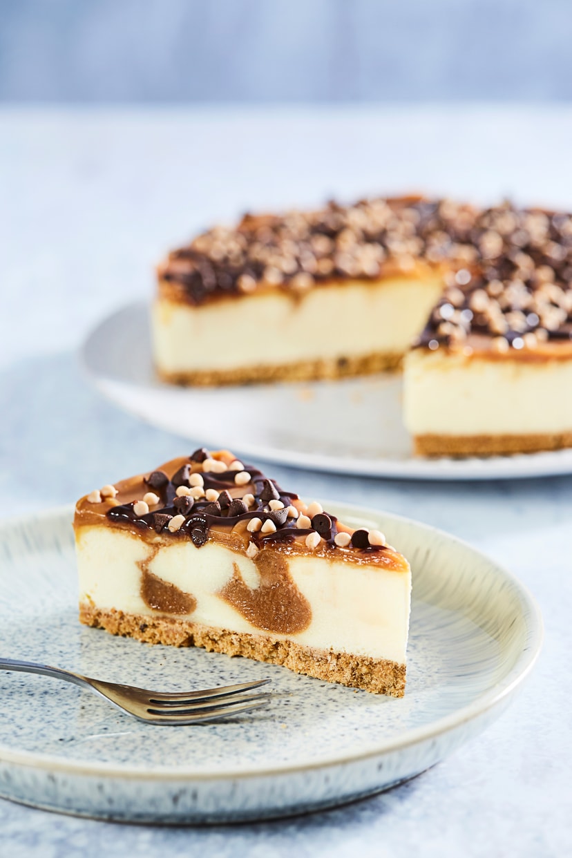 A picture of CRG S.Caramel Cheesecake CRG Salted Caramel Cheesecake